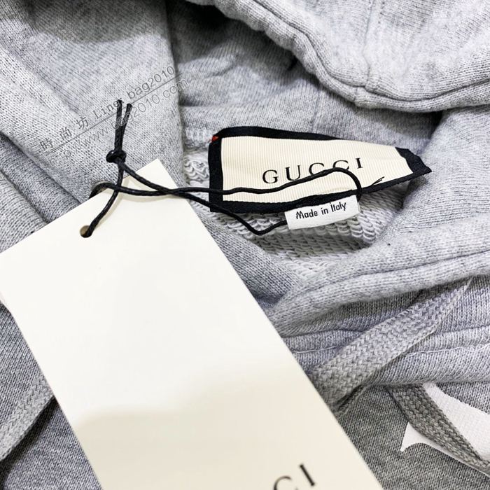 Gucci男裝 古奇側面字母Logo印花長袖連帽衛衣 男女同款  ydi3058
